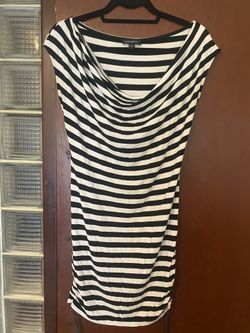 Bebe Size Small Black And White Stretchy Striped Sleeveless Short Dress 