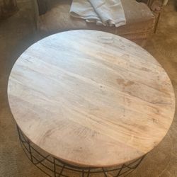 Coffee  Table   Wood  And Metal 