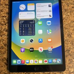 ipad 8th generation 32gb cellular unlocked like new 
