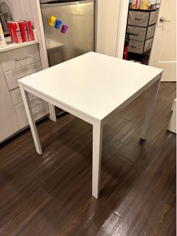 Extendable Table