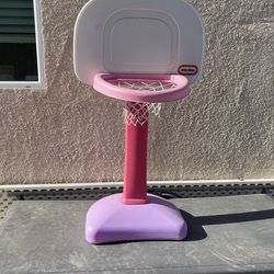 Little Tikes Basketball Court