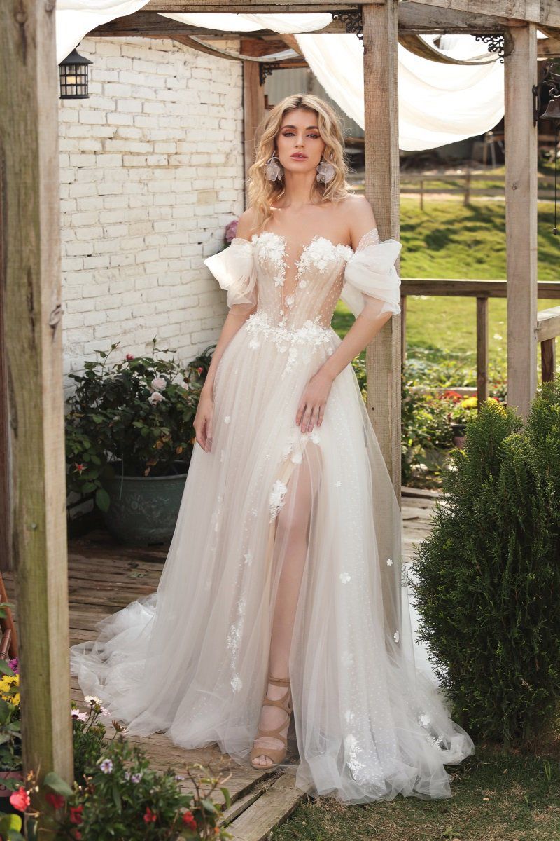 Chic Nostalgia Dior Wedding Gown Size 0