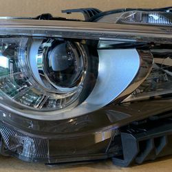 2014 2015 2016 2017 INFINITI Q50 FRONT RIGHT PASSENGER SIDE HEADLIGHT NON AFS WITHOUT ADAPTIVE LIGHT