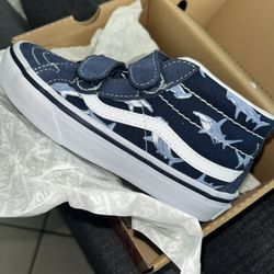 Shark Vans 