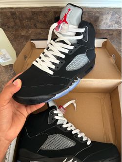 Jordan 5s for sale size 10 135$