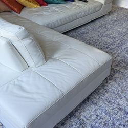 Luxury Italian Leather Sectional Sofa – Modern L-Shape w/ Chaise (Modani)