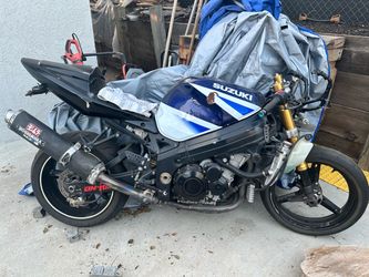 Suzuki Sport Motorcycle – Project/Parts Bike