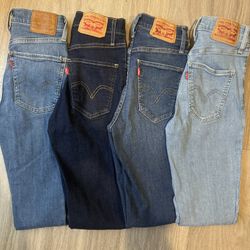 Levi’s 24