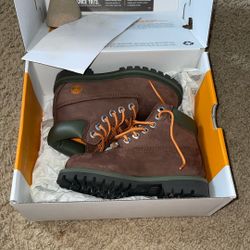 Size 9 Toddler Timberland Boots 