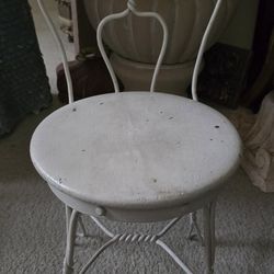 1960's Little Metal Ice Cream Parlour Childs Chair