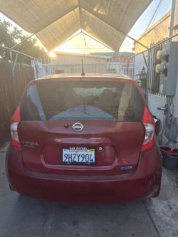 Nissan Versa Note Hatchback 2014