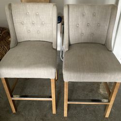 2 Upholstered button tufted Bar Stools