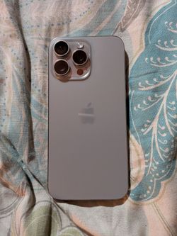 Unlocked Used iPhone 15 Pro Max 256GB
