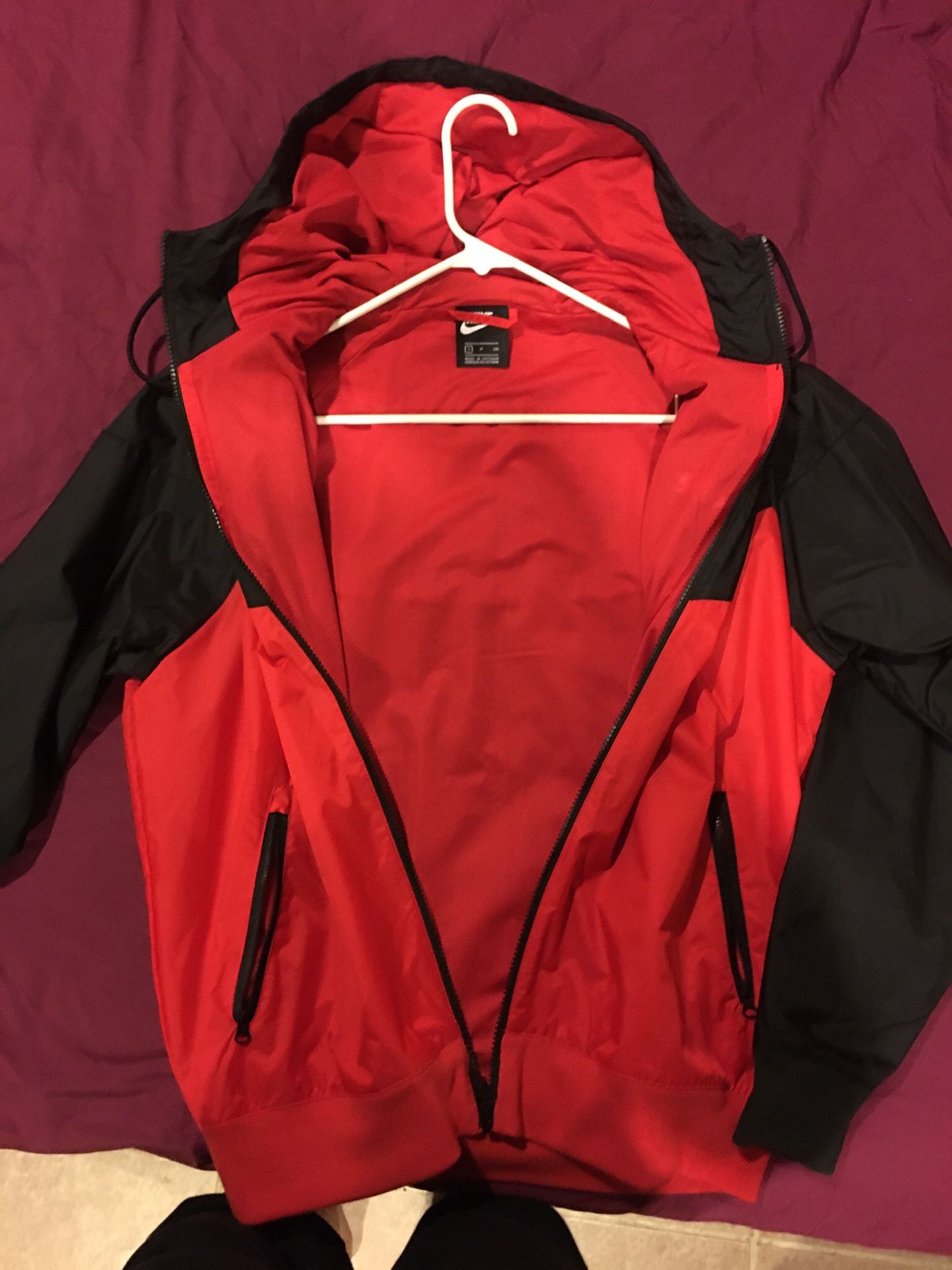 NIKE Windbreaker