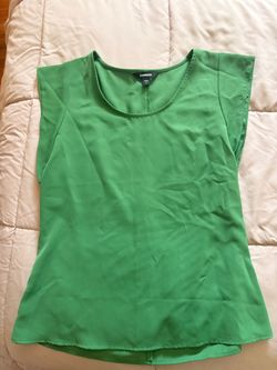 Express Extra Small Woman’s Top