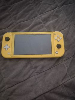 Yellow Nintendo switch light