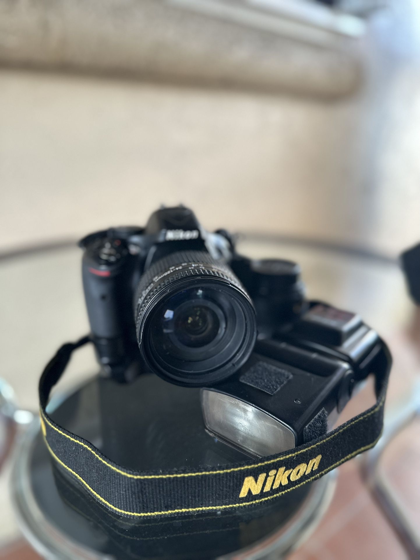 Nikon D5200 W/ Accessories 