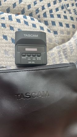 2 dr-10l lav Mics
