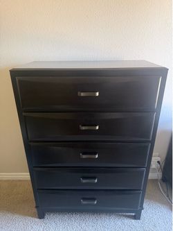 5-drawer chest dresser