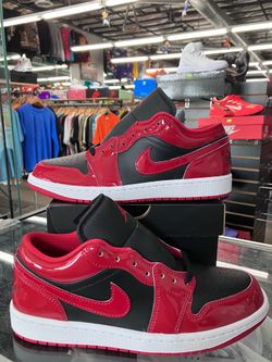 Air Jordan 1 Low SE Patent Varsity Red Black