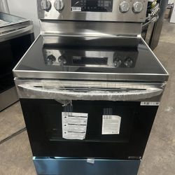 LG Electric Stove 