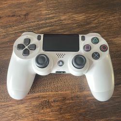 PS4 Controllers 