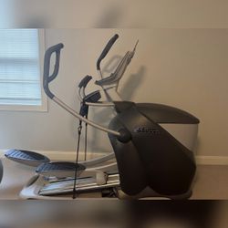 Octane Fitness Elliptical – Stoneham, MA
