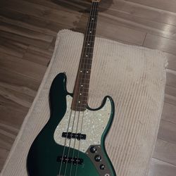 Player 2 jazz bass