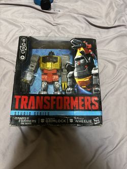 Transformers Studio Series 86-06 Leader Class Dinobot Grimlock and Wheelie action figure set.