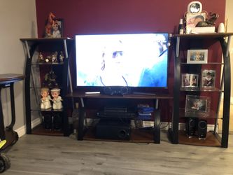 TVs stand