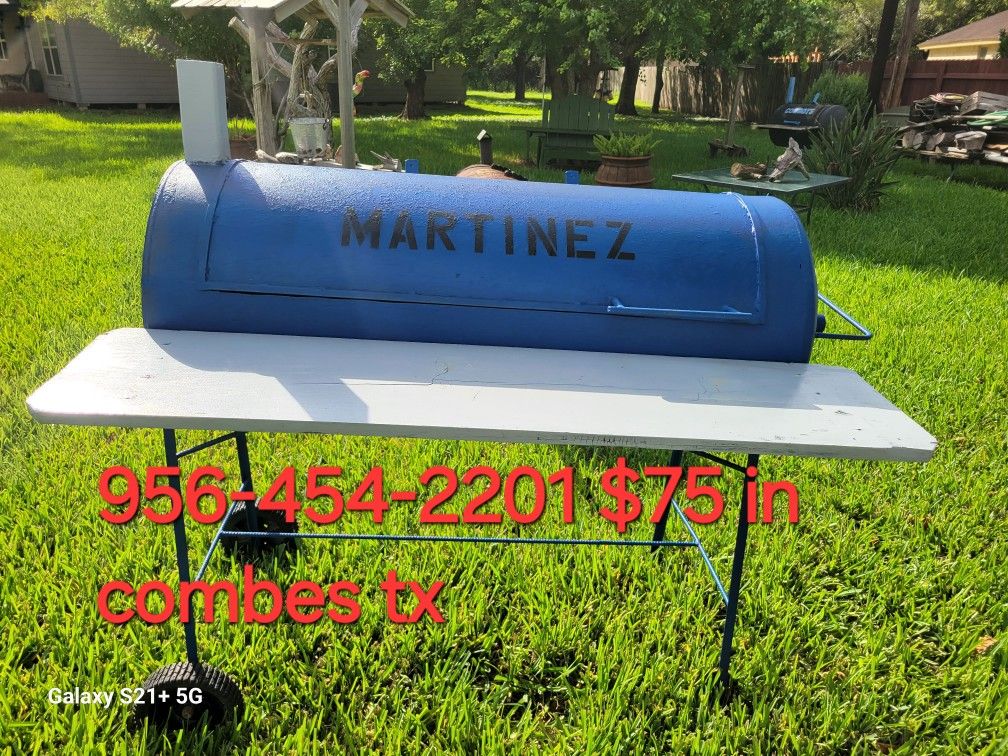 Bbq Pit $50 In Combes Tx 