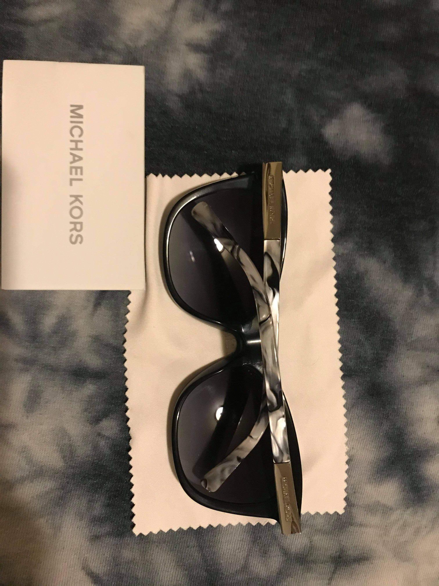 Michael Kors sunglasses 😎