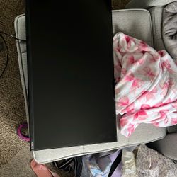 Vizio tv 32” 1080 p