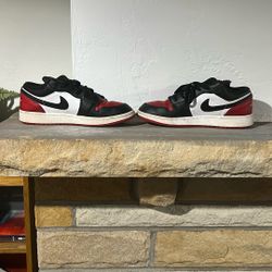 Air Jordan 1 Low Kids VARSITY 