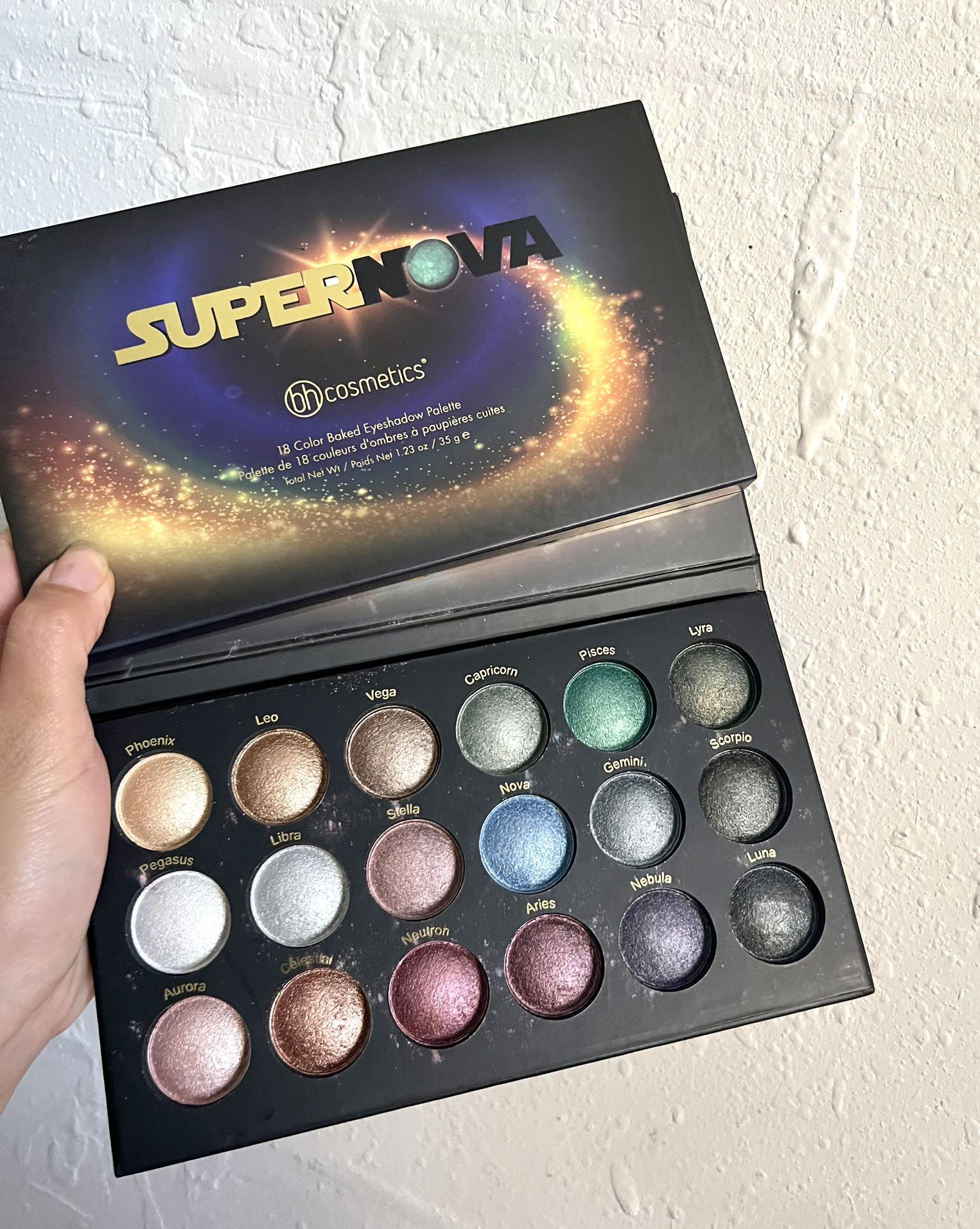 BH Cosmetics SuperNova 18 Color Baked Eyeshadow Palette Brand New In Box