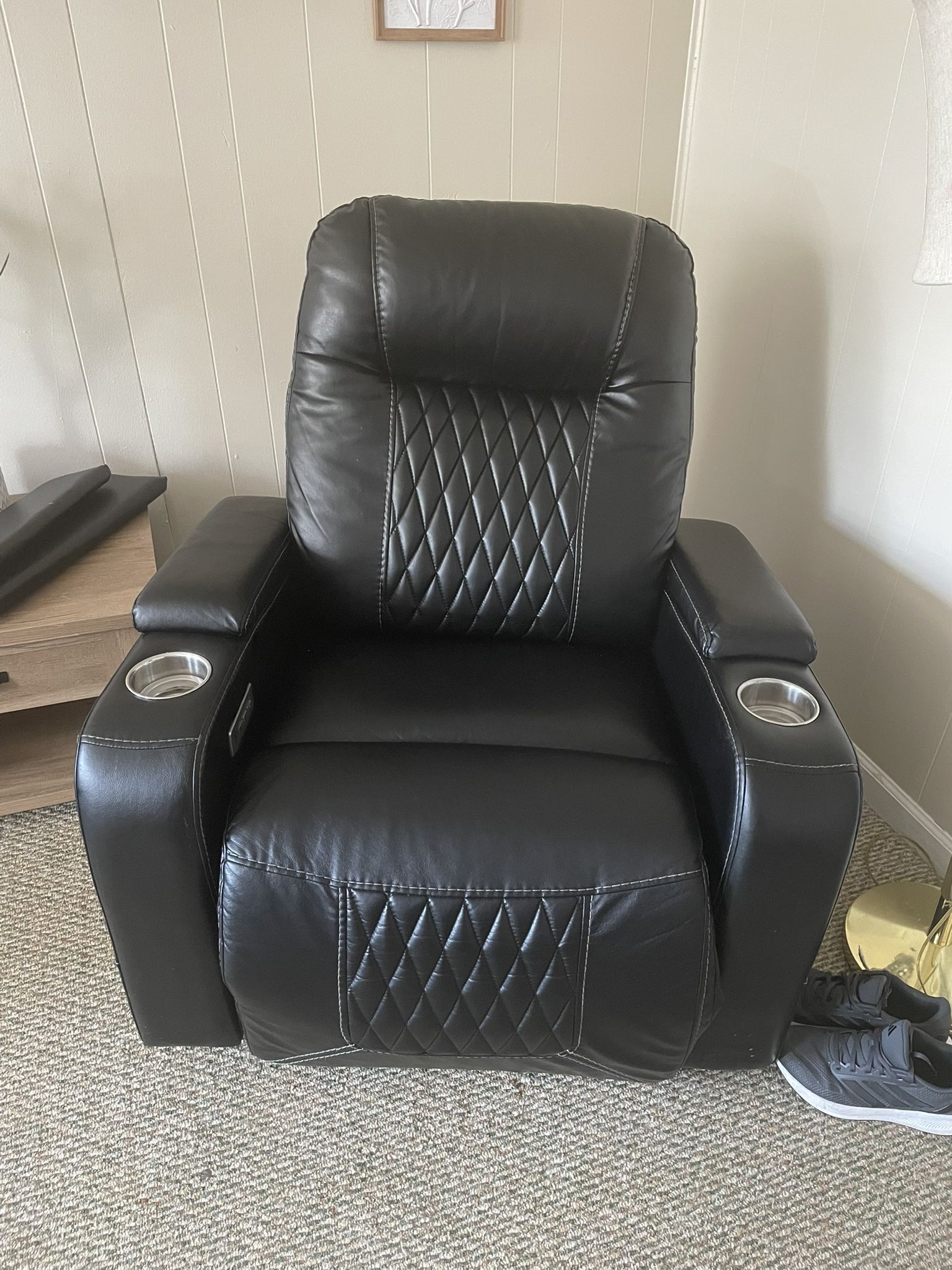 Electric recliner 