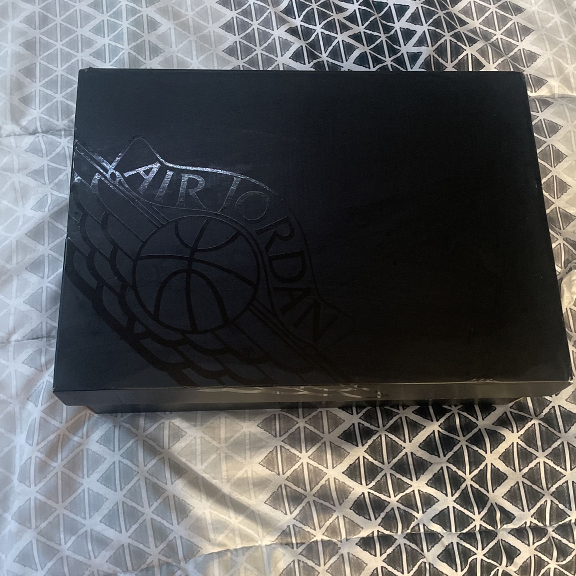 Air Jordan 1 SE “tear away”