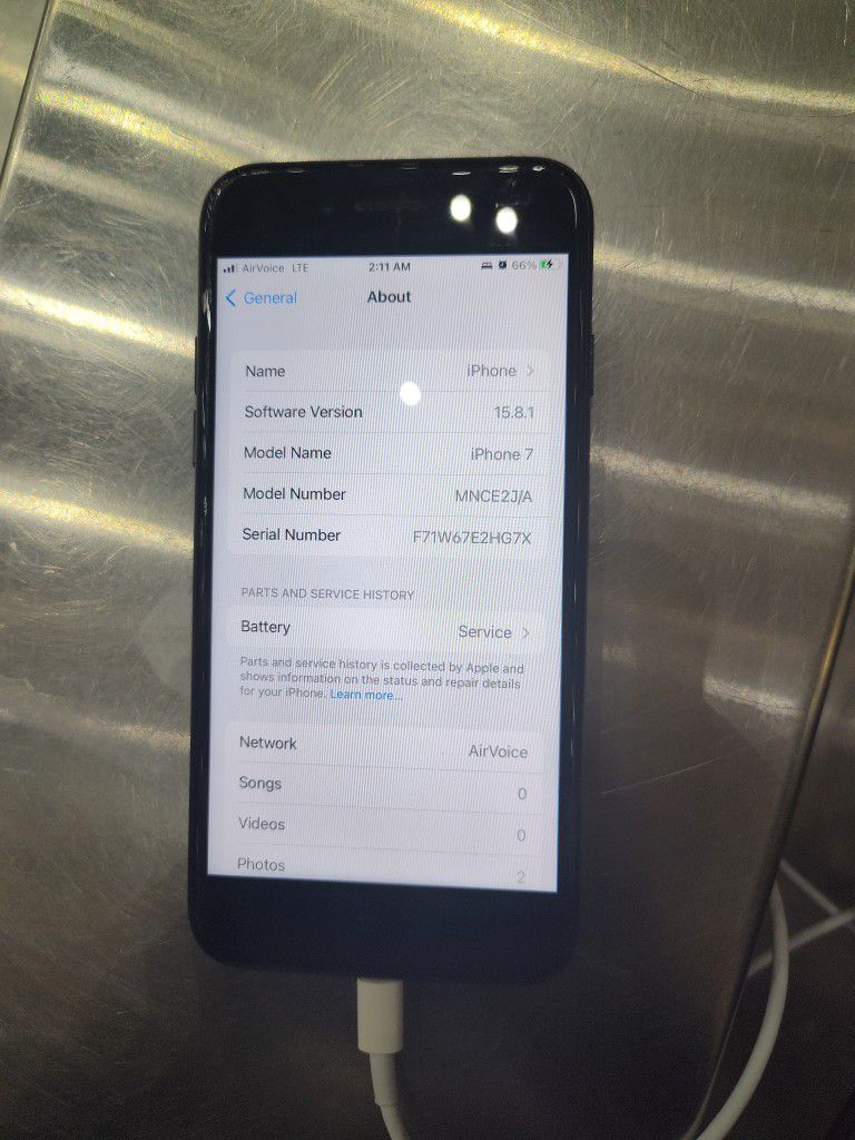 LAST CHANCE A iPhone 7  With Service For A Year