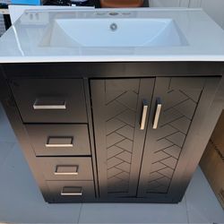 30” Vanity NEW