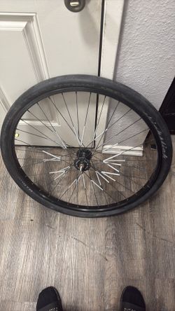 throne all black rim