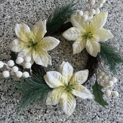Floral Wreath With White Flowers