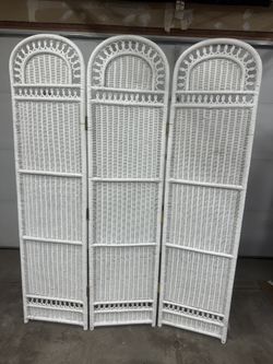 Vintage Wicker Room Divider/Screen.