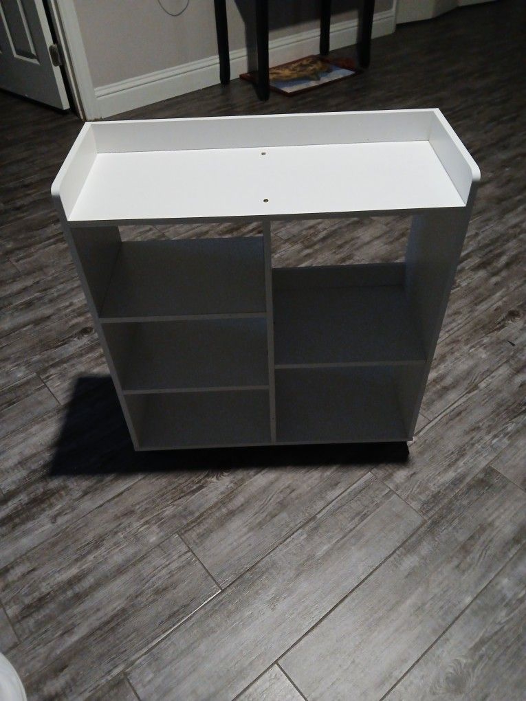 White File Cabinet 24x9.5 X26