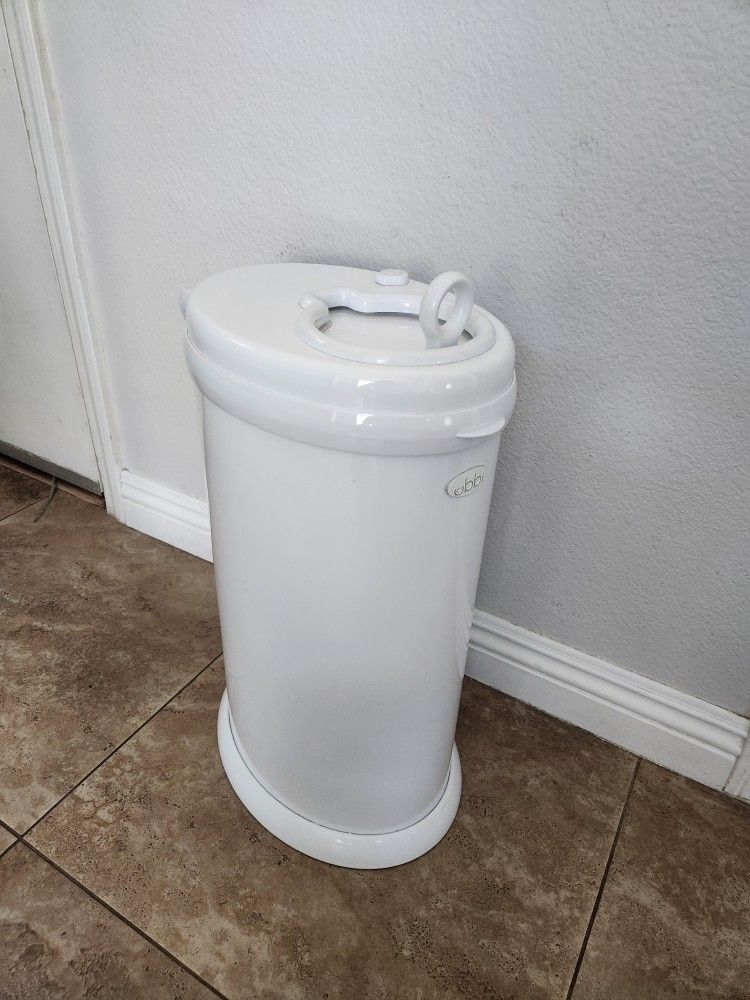 Ubbi Diaper Pail Trash Can