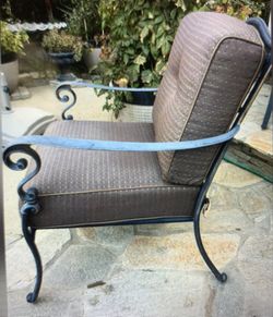 Set Of 2 Outdoor Chairs with Nice Thickness Cushions