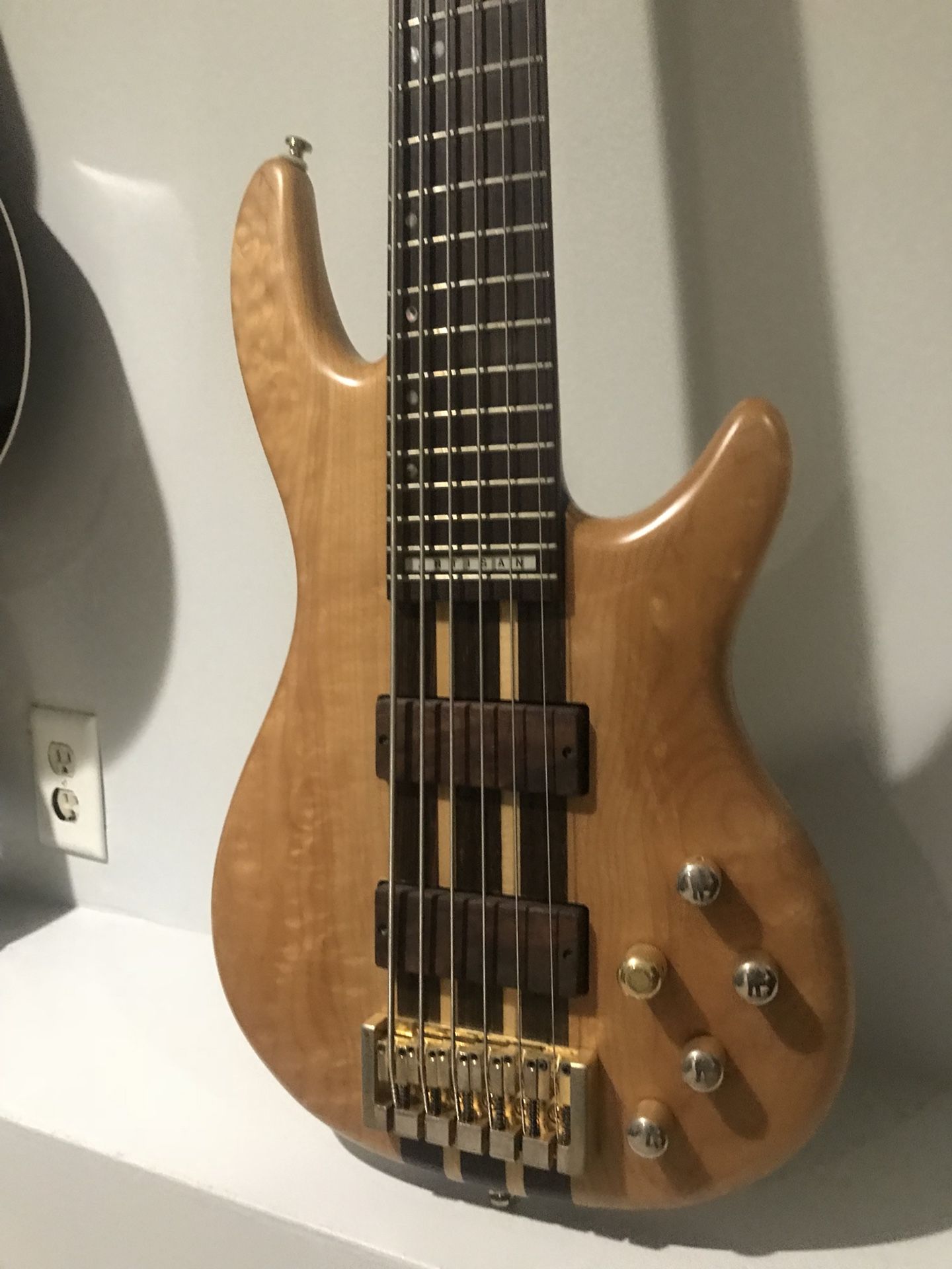 CORT ARTISAN A6 Bass with Upgrades