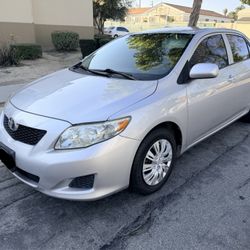 2010 Toyota Corolla Le 