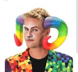 Men’s Rainbow Ram Horns