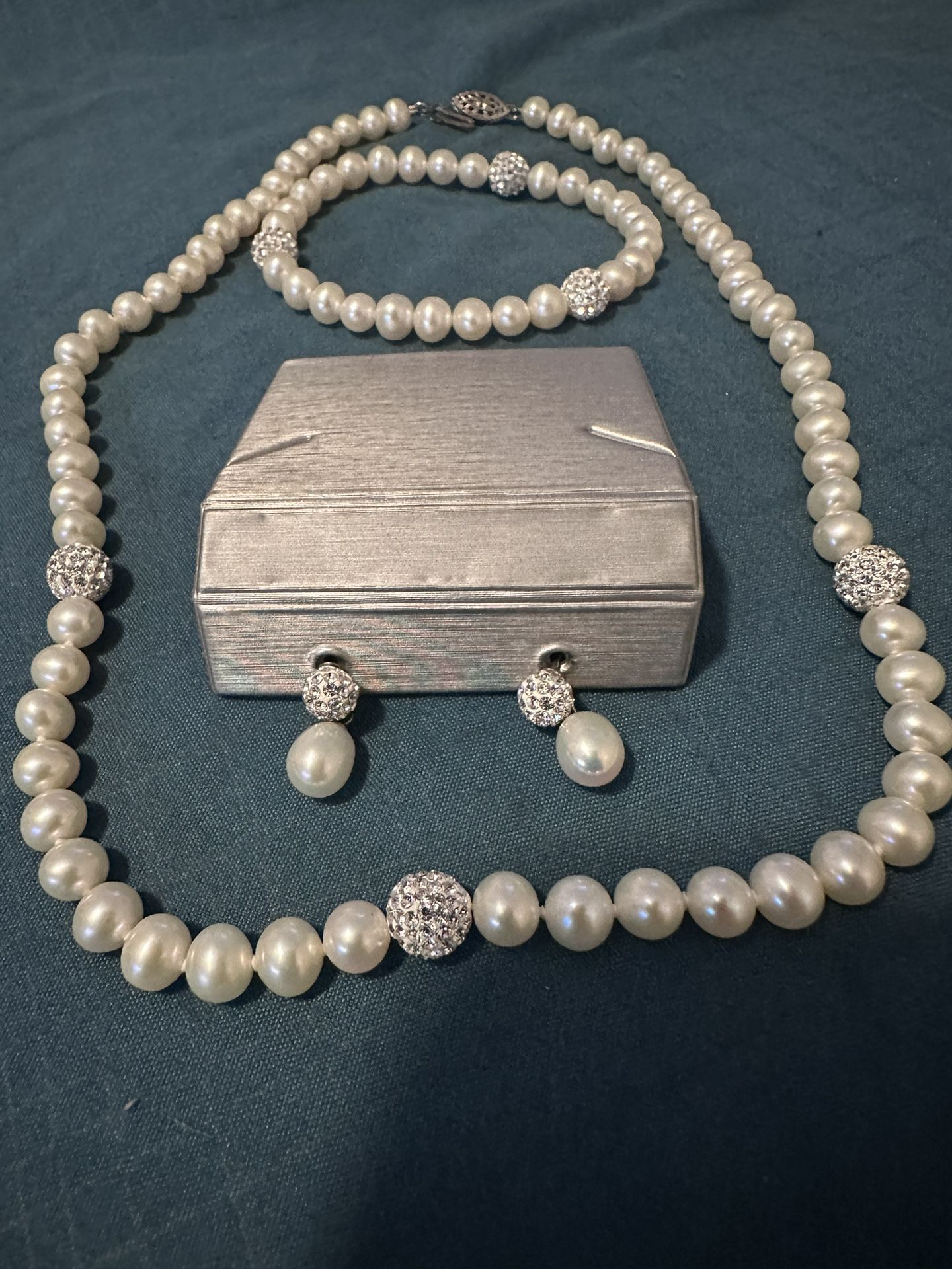 Zales Pearl Jewelry Set