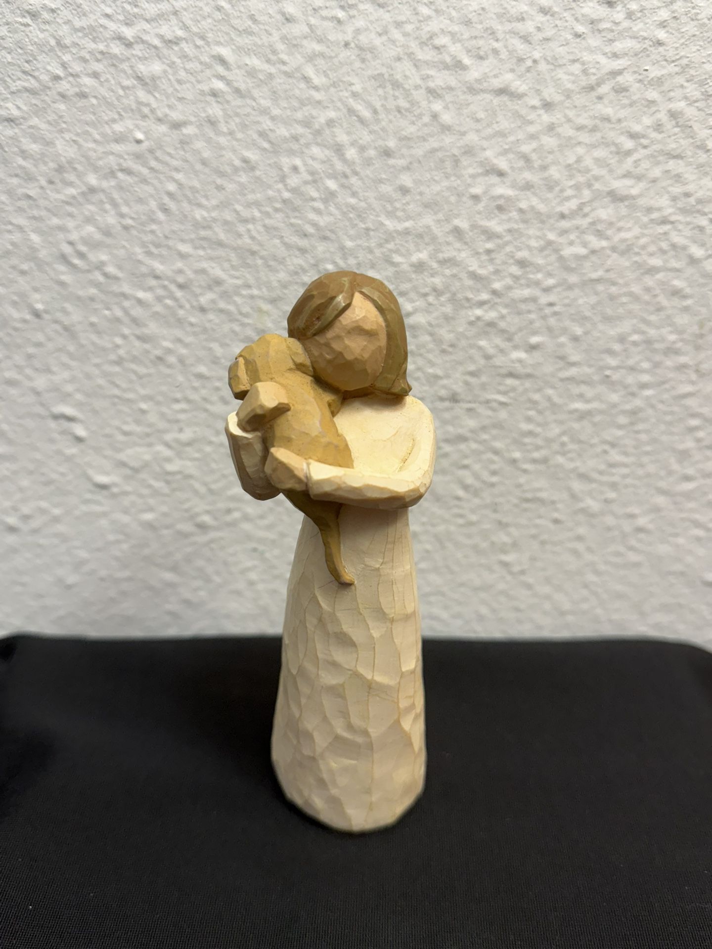 Willow Tree Figurine - Angel Of Friendship